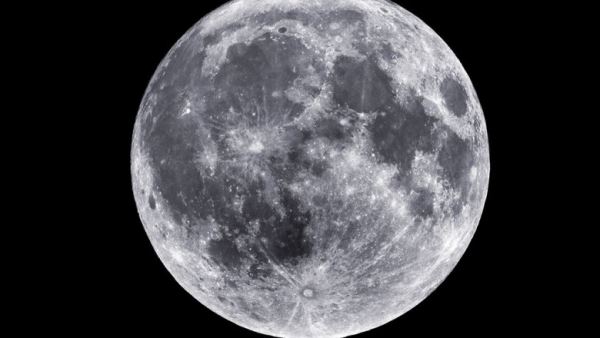 Наблюдать за Луной будут жители Приангарья 5 октября