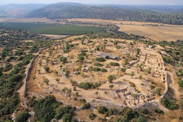 Археологи обнаружили в Израиле древний город возрастом 5000 лет